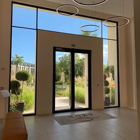 Azur Premium 2 Apartment *